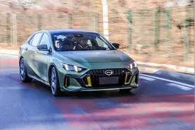 一切向运动化方向靠拢 广汽传祺影豹底盘深度解析图片