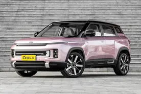 虽然是一款SUV，却很适合女士，全新吉利ICON了解一下图片