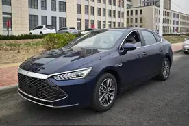 墨玉蓝色很大气！秦PLUS DM-i冠军版解析，配置完善，续航能力理想图片