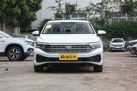 2025款大众速腾上市，12.79万元起，油耗表现怎么样？图片