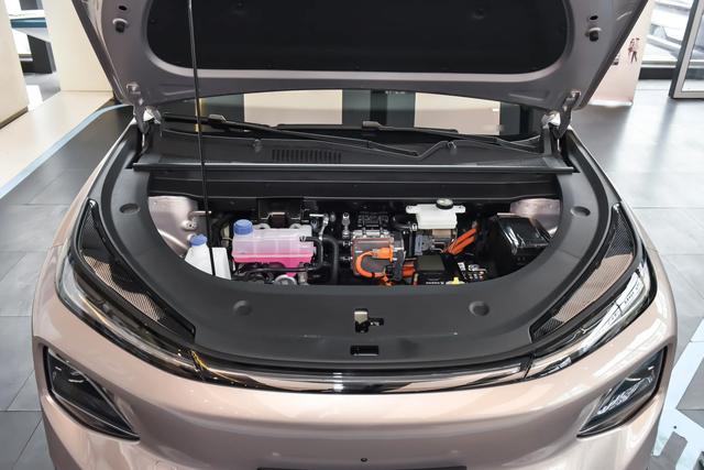 长安启源全新Q05上市