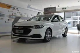 四缸合资轿车，落地不到8万，配置超高！图片