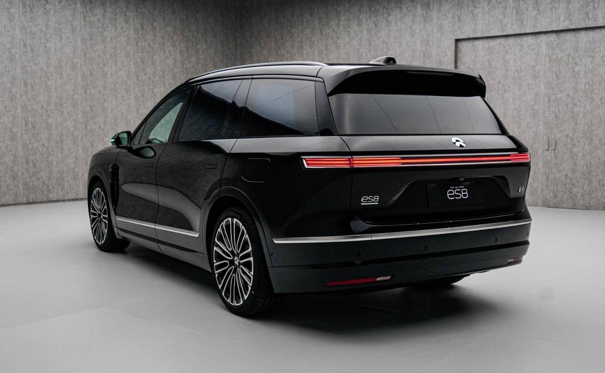 NT3.0平台旗舰纯电SUV_全新ES8 2024款预售_蔚来es8