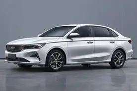 7万块钱买燃油轿车，选吉利帝豪和还是长安逸动？一文了解透图片