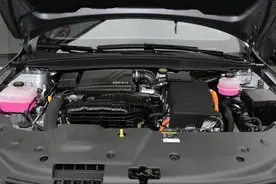 比亚迪秦PLUS：据说油耗低得很，我怎么没开出来？图片