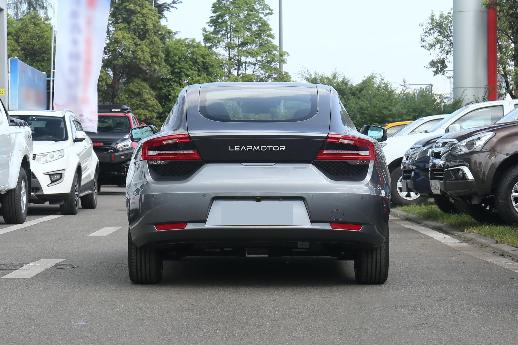 零跑S01 2020款 460 标准版实拍_零跑S01评测_新能源车推荐