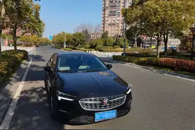 刚开自动挡的君威，看了网络攻略，我的启动和停车居然都是错的？图片