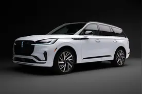 新车 | 约62万元起售/搭3.0T V6动力，2025款林肯飞行家黑标版官图图片