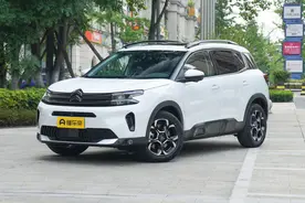 售15.27万起，外观时尚运动，动力配置出众，雪铁龙天逸能买吗？图片