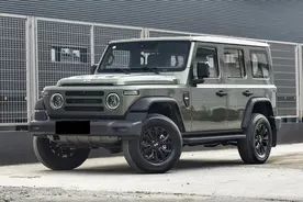 坦克300同级，13.99万起，全系四驱+252马力，212 T01选哪款合适？图片