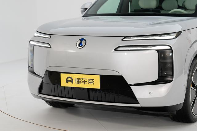 腾势N8L预售31.98万元起