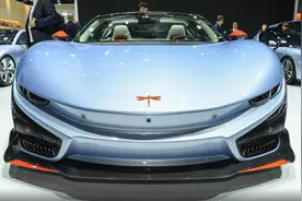 国产制造跑车，外观堪比迈凯伦，前途K50为何凭售价就能把人劝退图片