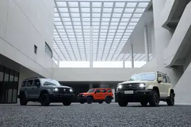 新车 | 增柴油版，Hi4-T不限量，内饰换大屏+怀挡，新款坦克300官图图片