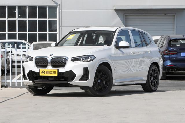 优惠普遍10万起步，国补取消之前，宝马奔驰纯电车型值得入手吗？