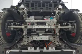 名爵Cyberster：别看是辆小跑车，底盘零件都通用图片