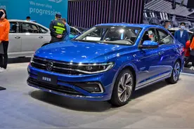 大众宝来1.5T车型来了！内饰安置超大液晶屏，售价14.39万图片