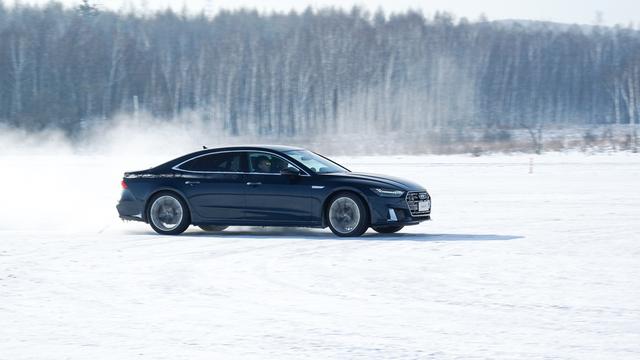 冰雪试驾上汽奥迪全系：你只管踩油门，剩下的交给quattro
