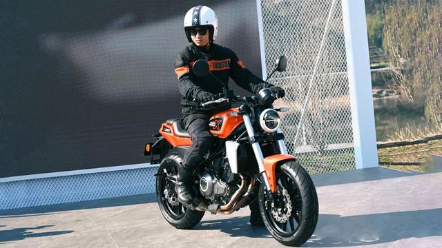 入门级哈雷X350，33388刷新豪华品牌认知