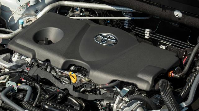 油价飙升的时代，要不要买辆混动车？试驾广汽丰田威飒