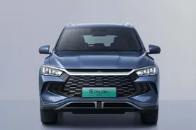 加量还不加价！这比亚迪SUV售价13.58万起 这价位真香！图片