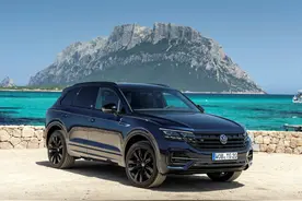 途锐20周年特别版官图发布 搭载V6动力 家族旗舰SUV车型图片