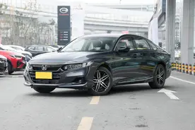 12.8万就可以买的“平民跑车”，零百6.95秒，体验影豹 J16版图片