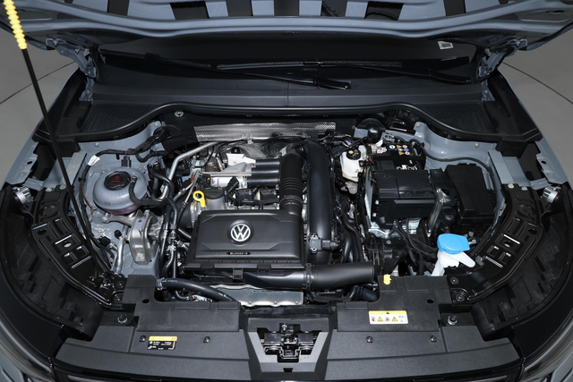 新车｜售11.99万元起/诚意价9.59万元起，捷达VS8上市，1.4T动力