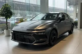 北京现代第十一代索纳塔到店实拍，为什么更推荐1.5T中低配车型？图片