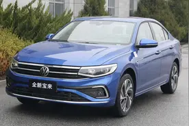 全新宝来再现身，前脸更高级，尺寸升级，内饰调整有诚意，能火？图片