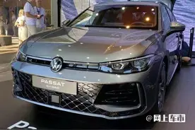 上汽大众确认：帕萨特将换代！原版引进，再加长，内饰更豪华图片