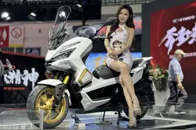 光阳全新跨界踏板X350亮相，价格预计不低于3.5w图片