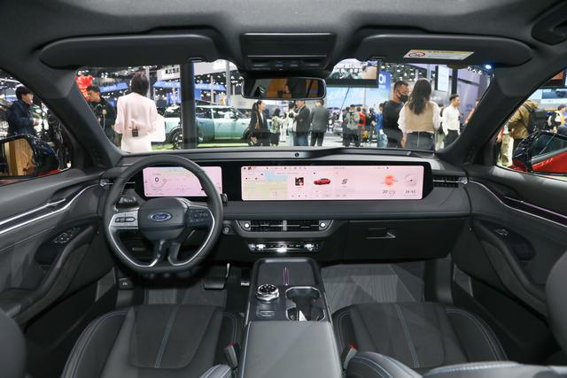 长安福特新款蒙迪欧亮相