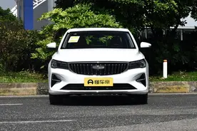 2025款吉利帝豪上市，更换银标，新增橙色内饰，售价6.99万元起图片