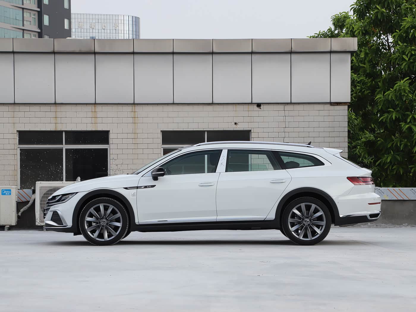 大众cc 1.8t 双离合尊贵型 2026款_大众CC猎装车价格_2026款大众CC配置调整