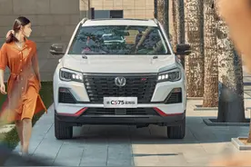 10万元就能入手的“宝藏产品”，2023款捷途X70对比长安CS75图片