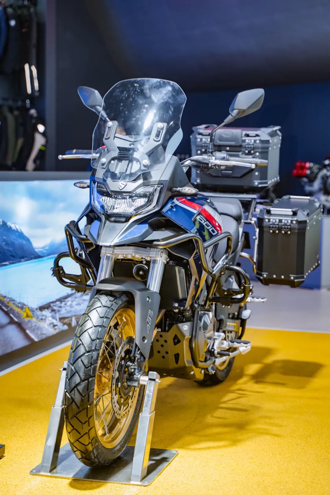 宗申这阵容太过庞大，四缸仿赛 RC680R 正式亮相！6679|小老婆汽機車資訊網