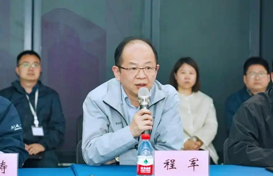 神龙汽车“换帅”,吕海涛时隔八年回归掌舵  |  星车场 xiami 第3张-宁宁快乐篮球 神龙汽车“换帅”,吕海涛时隔八年回归掌舵  |  星车场 (http://www.busunion.cn/) xiami 第3张