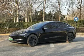 人类之光or毛坯房，特斯拉到底值不值得买？深度体验新款Model 3图片