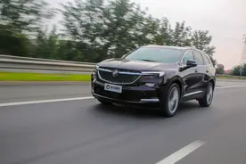 新增48伏轻混，低扭表现更佳，试驾2022款昂科旗艾维亚图片