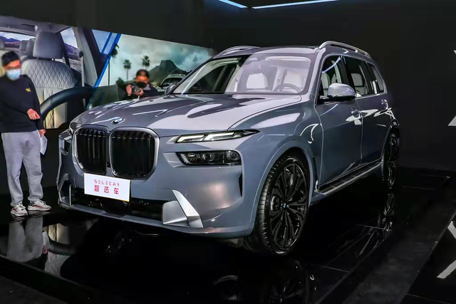 部分车型上涨7000元，新款奔驰GLS上市，配置有增有减