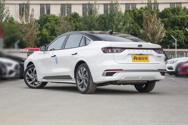 长安福特新款蒙迪欧亮相