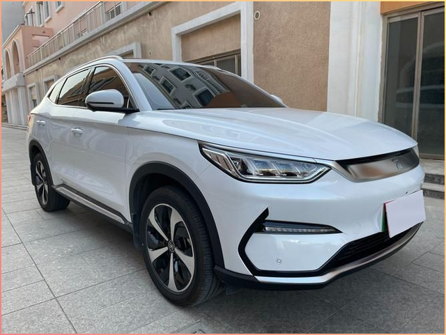10万落地买SUV，闭眼选！动力强、空间大、配置高，油车党放心冲