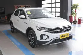 新车｜15.89万元起/配置调整，新款大众T-ROC探歌到店，紧凑型SUV图片