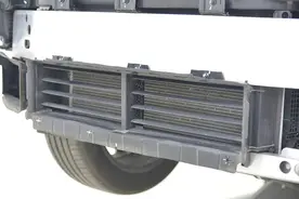 理想L8：还是一样的防撞梁，便宜10万却没偷工减料图片