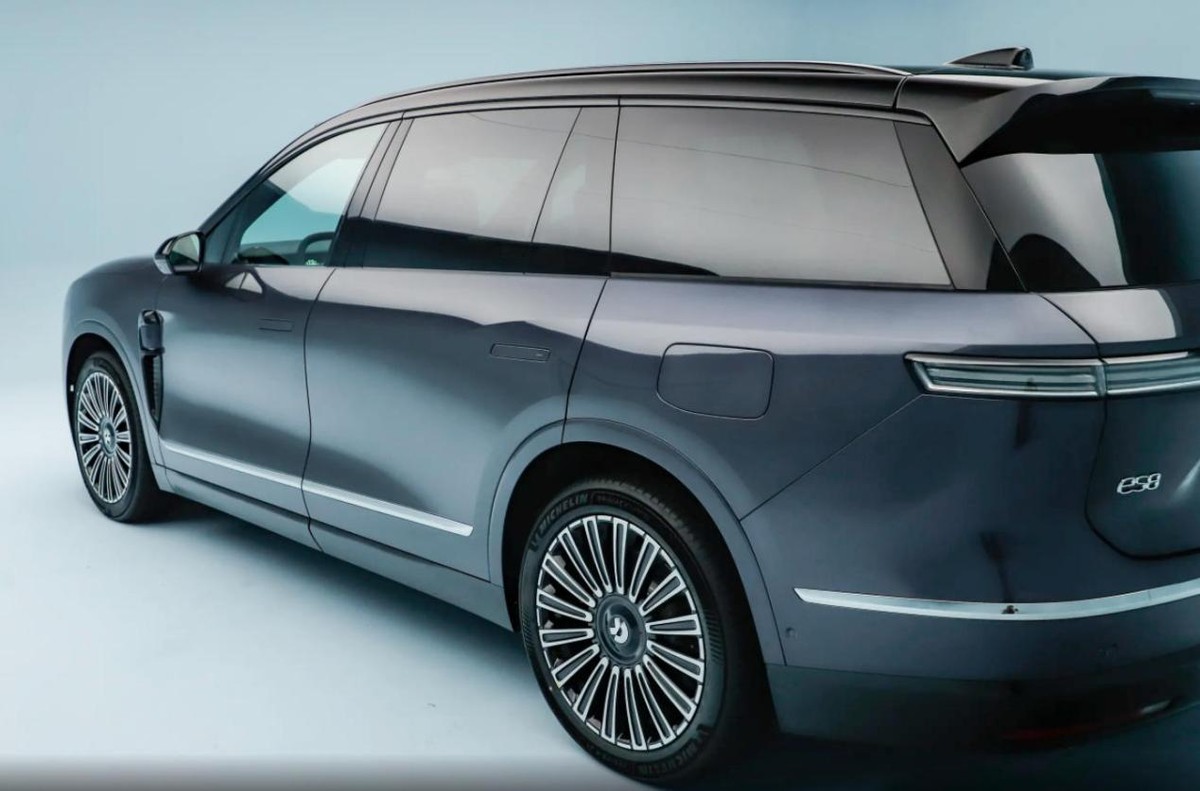 第三代蔚来ES8_蔚来es8_5.28米