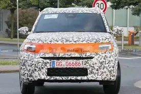 全新欧宝Crossland曝光：电动化时代的小型SUV先锋图片