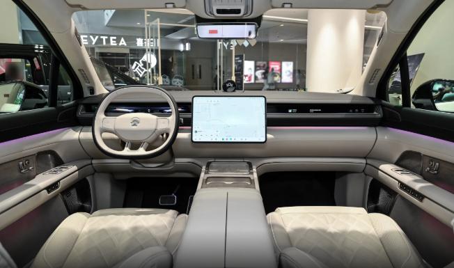 蔚来ES8 7座行政豪华版评测_蔚来ES8 2026款 七座行政豪华版_蔚来es8