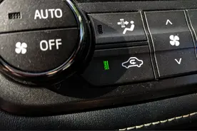 汽车空调冷知识：熄火后一个小动作，让你省去大麻烦！图片