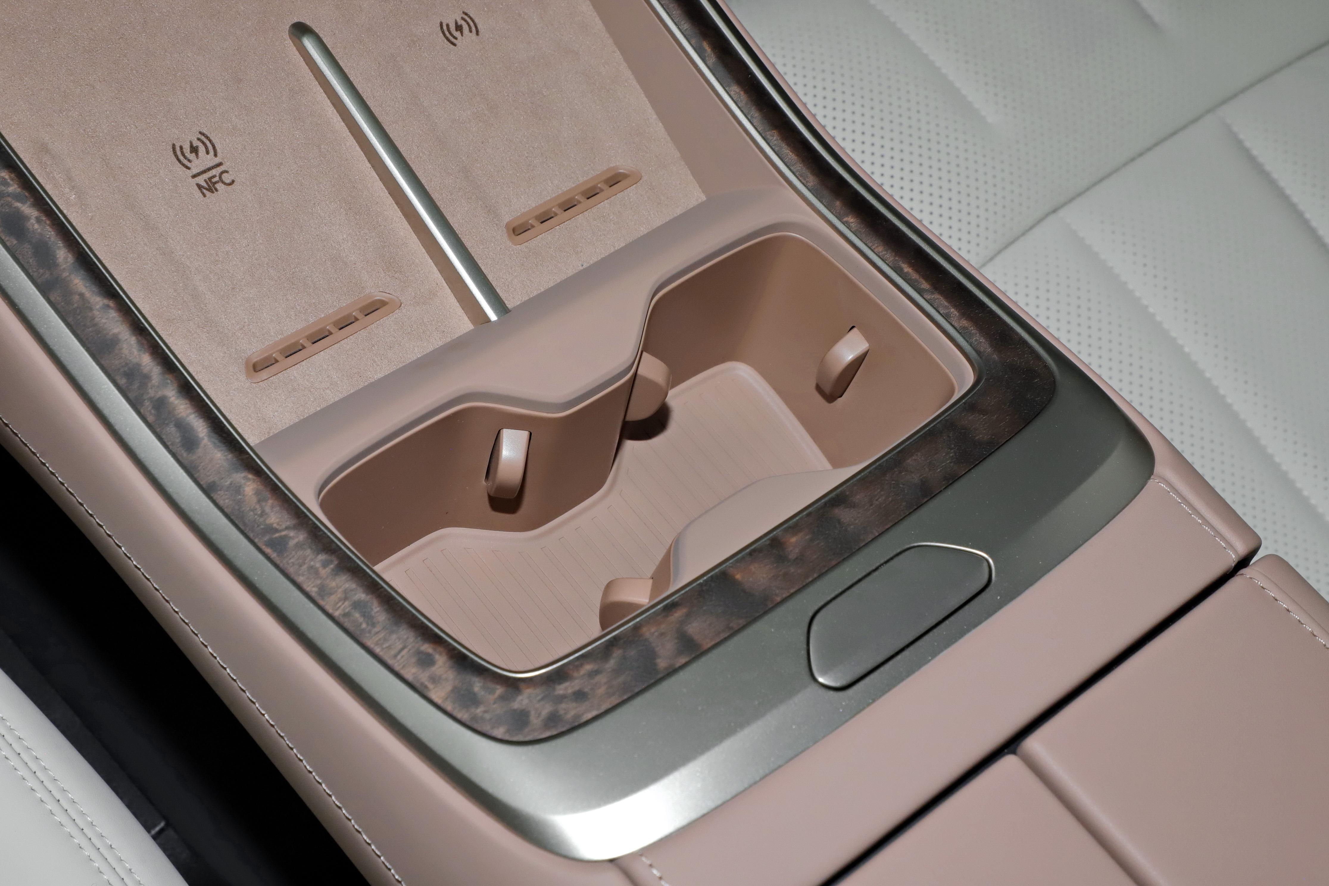 六座纯电SUV空间舒适度_乐道L90 2026款六座版马到成功版Max_乐道l90