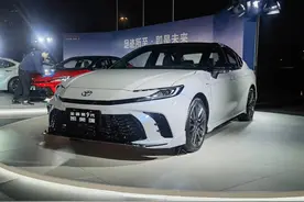 售17.18万起 全新第九代凯美瑞正式上市图片